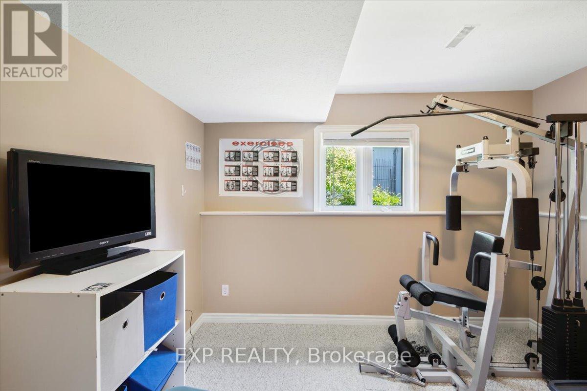 122 1/2 RAILWAY AVENUE - 31
