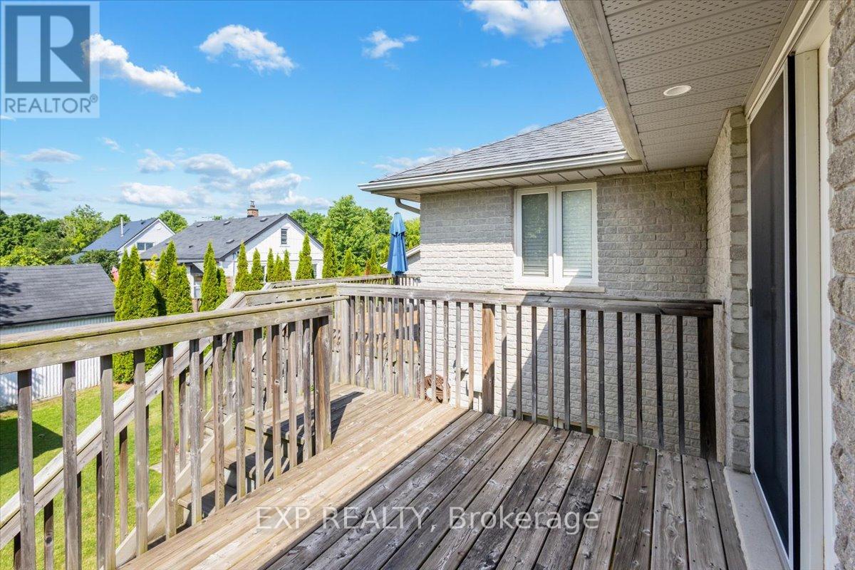 122 1/2 RAILWAY AVENUE - 40