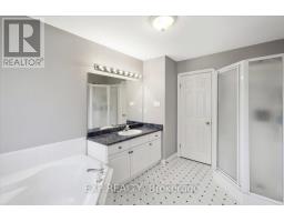122 1/2 Railway Avenue, Middlesex Centre, ON N0L1P0 Photo 17