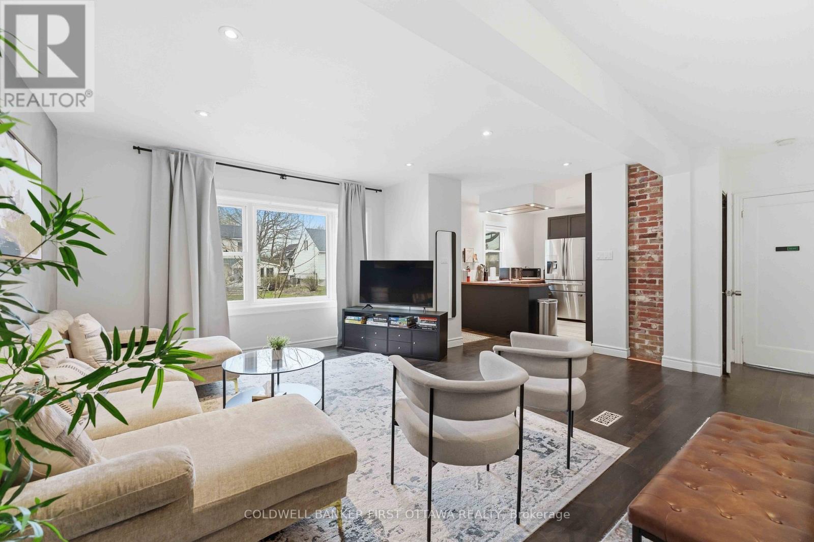 260 KEYWORTH AVENUE - 6