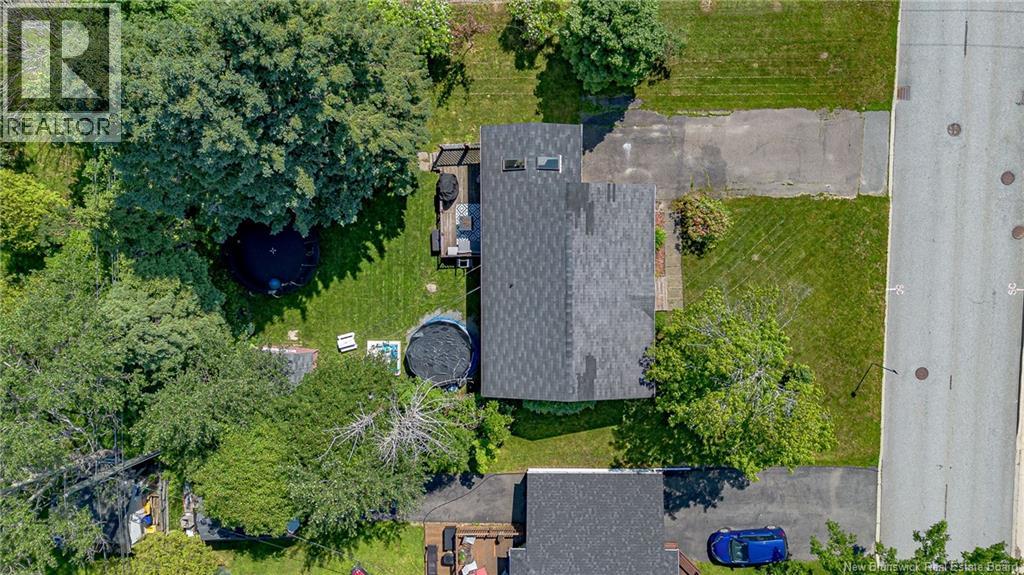 49 Mountain Road - Image 40