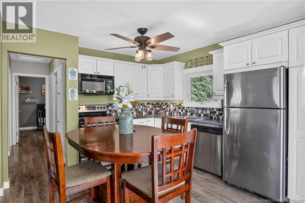 49 Mountain Road - Image 7