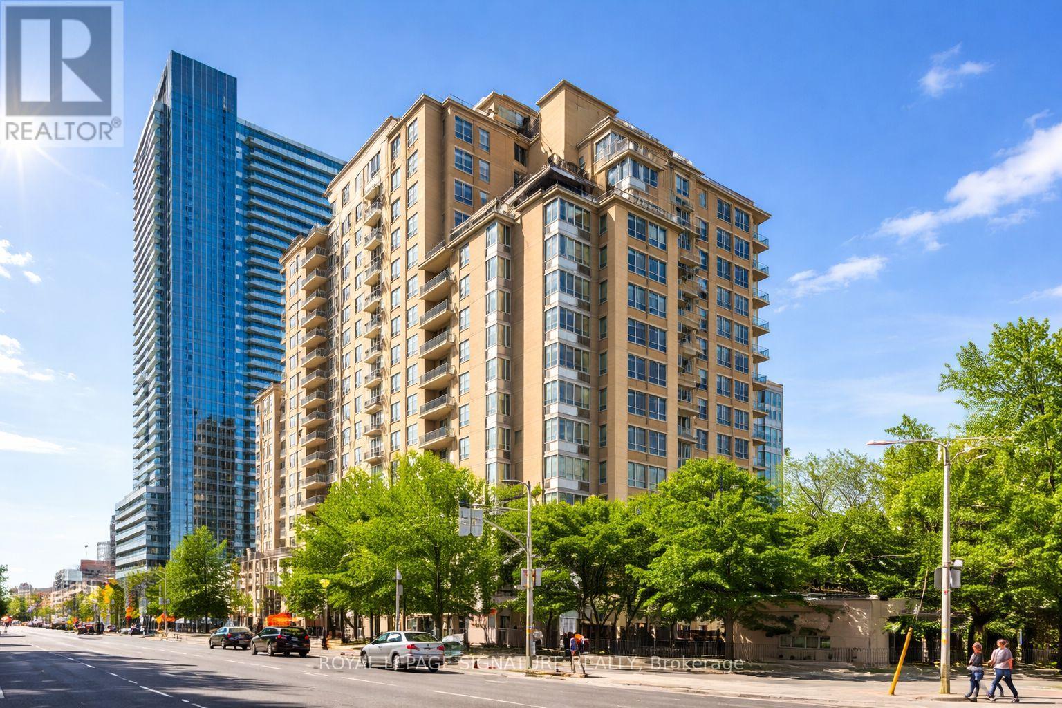 #813 123 EGLINTON AVENUE E - 1