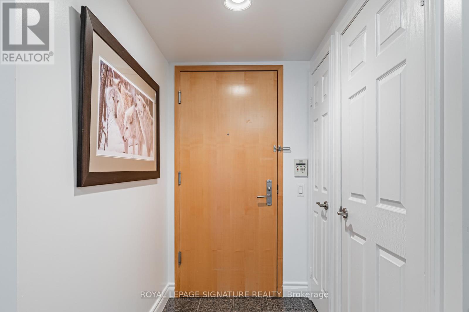 #813 123 EGLINTON AVENUE E - 2