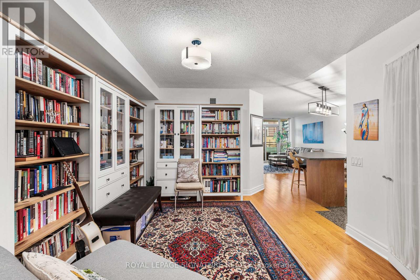 #813 123 EGLINTON AVENUE E - 4