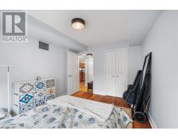 813 - 123 Eglinton Avenue E, Toronto, ON M4P1J2 Photo 21
