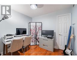 813 - 123 Eglinton Avenue E, Toronto, ON M4P1J2 Photo 22