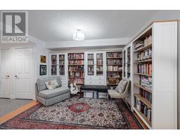 813 - 123 Eglinton Avenue E, Toronto, ON M4P1J2 Photo 6