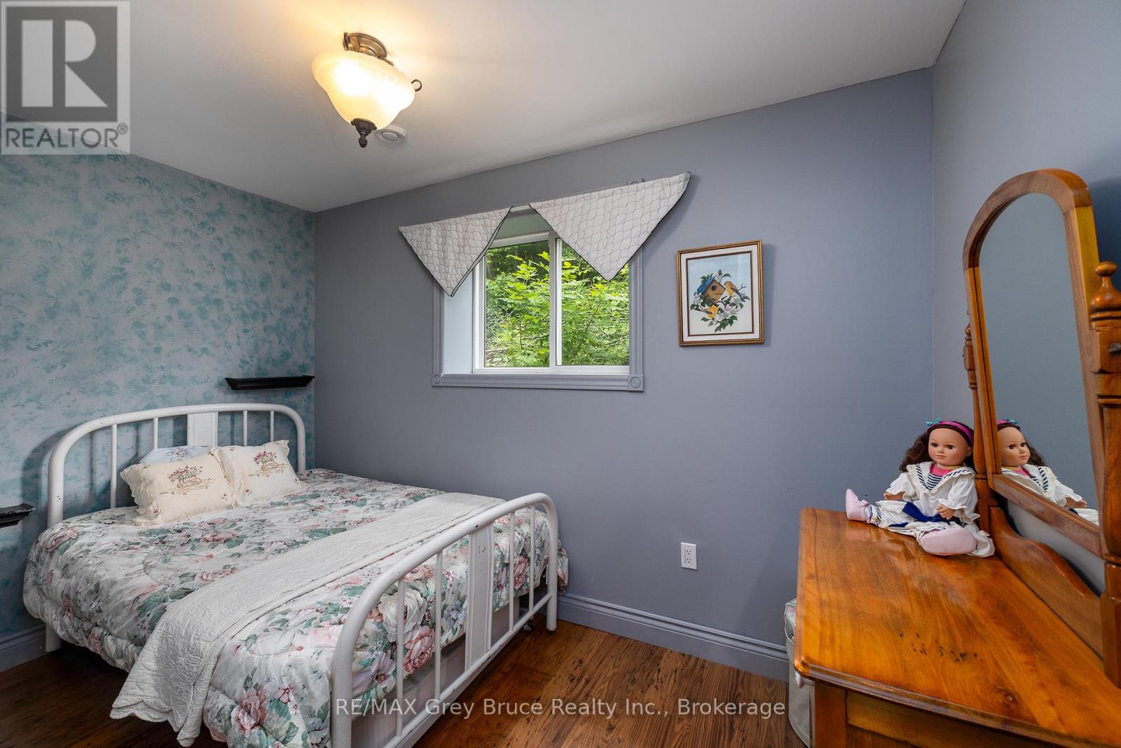 114 VICTORIA STREET - 21