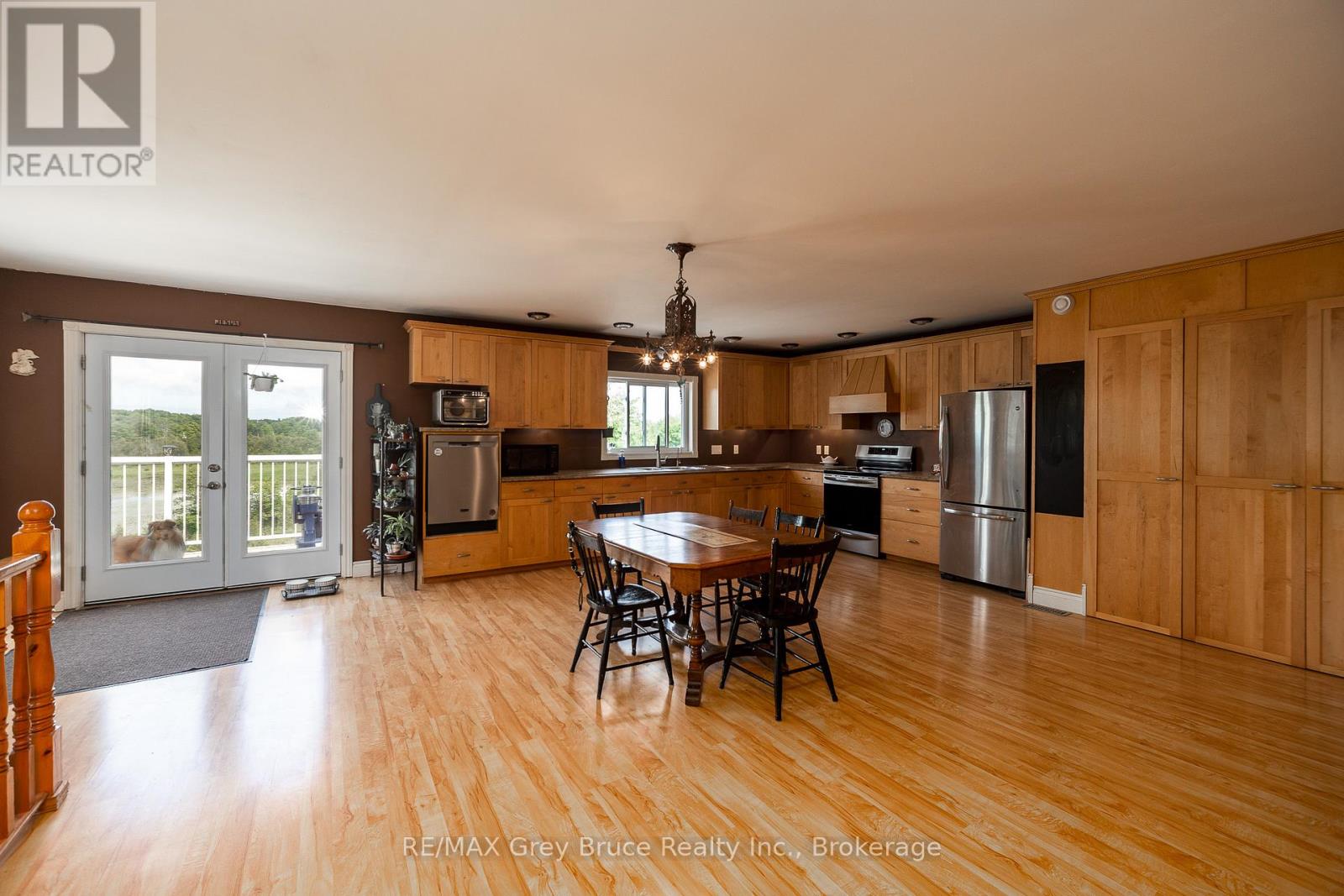 114 VICTORIA STREET - 4