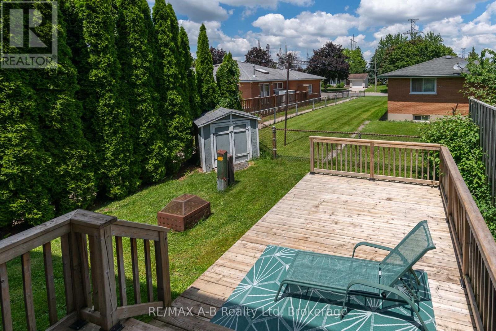 108 WALSH CRESCENT - 4