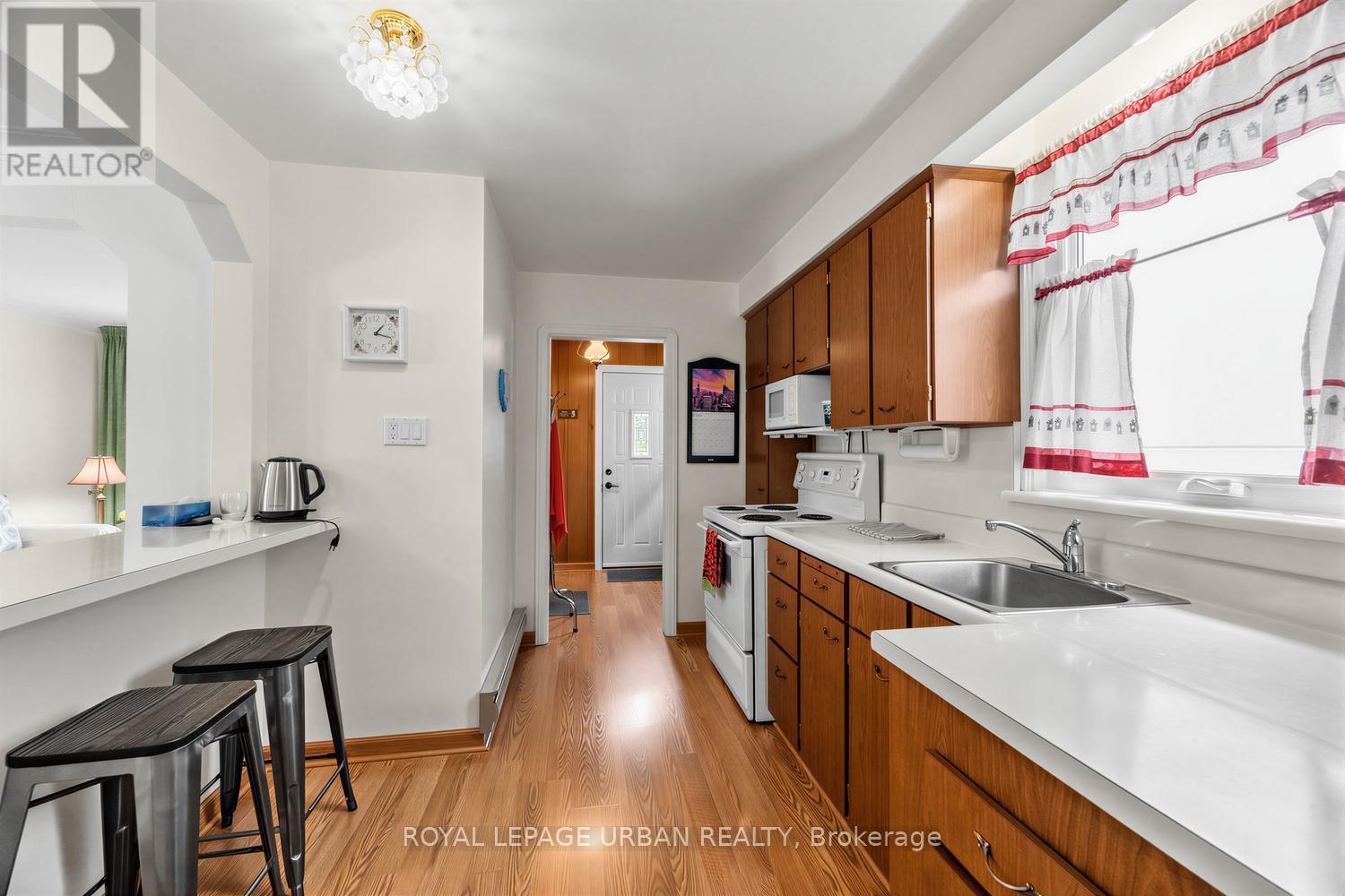 96 CEDARCREST BOULEVARD - 17