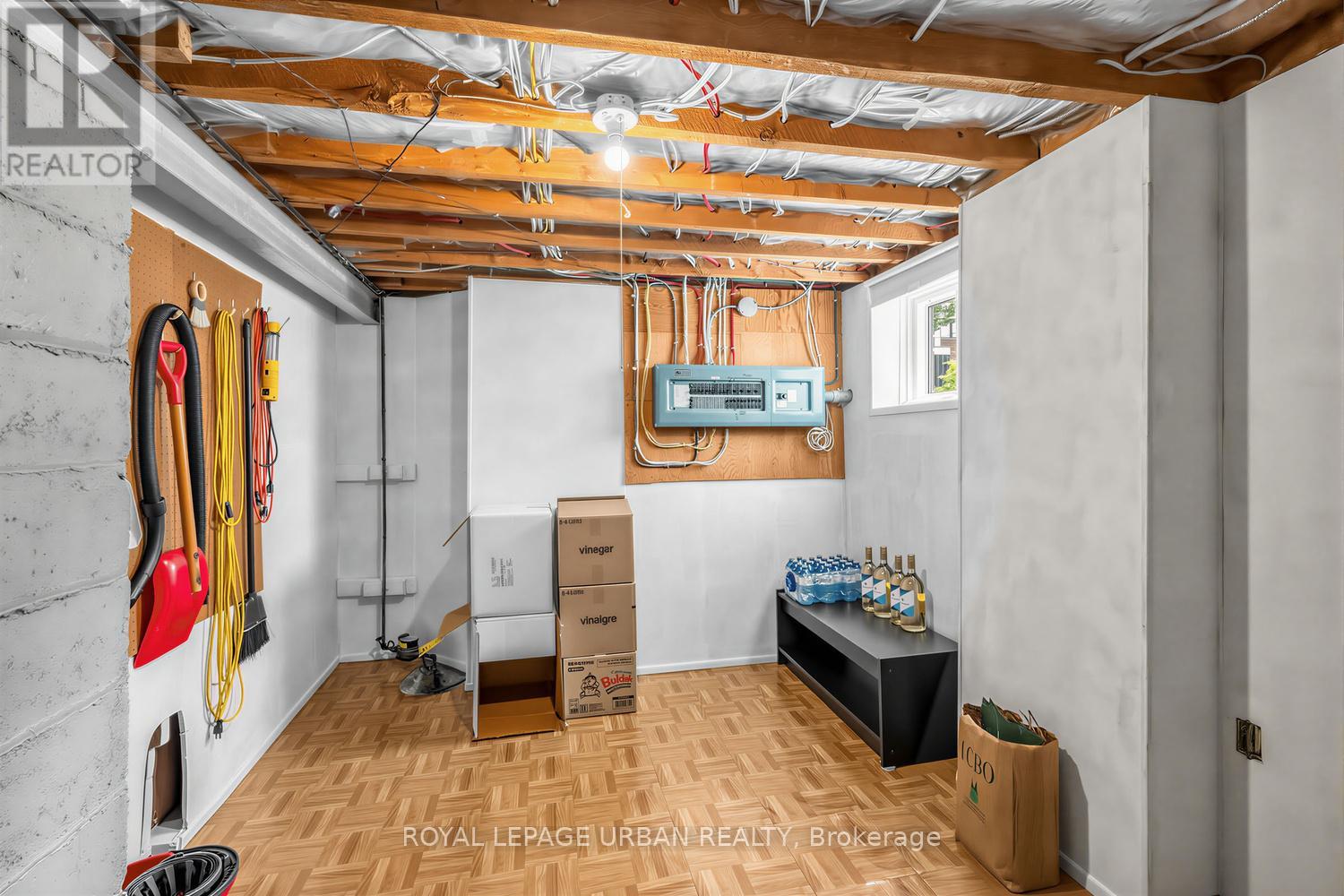 96 CEDARCREST BOULEVARD - 34