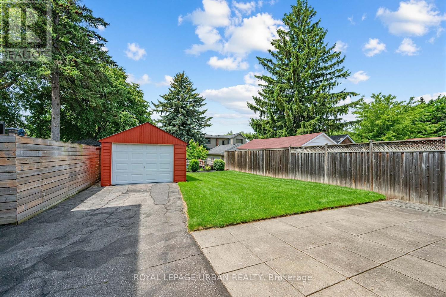 96 CEDARCREST BOULEVARD - 35