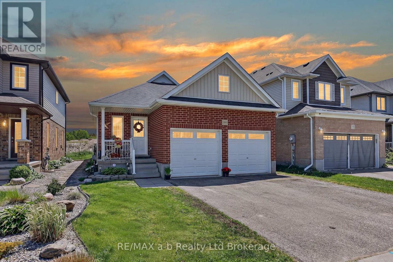 1380 CAEN AVENUE - 1