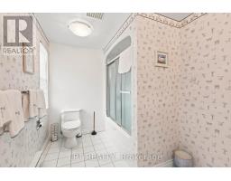 678 Lake Drive E, Georgina, ON L0E1S0 Photo 37