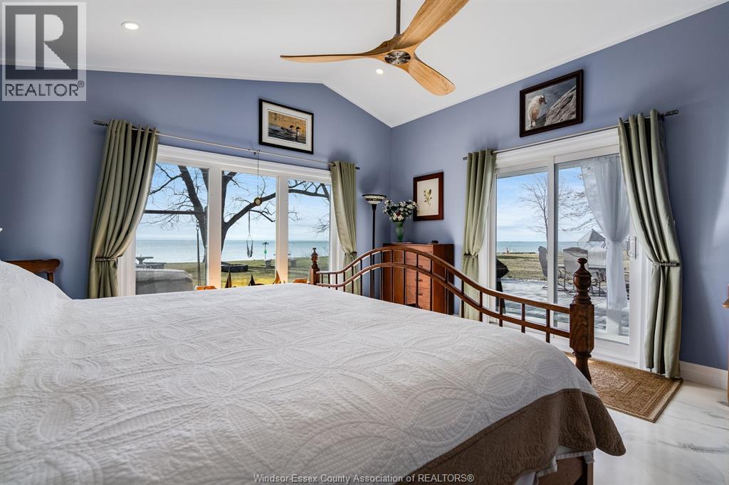 952 Hiawatha Beach - 19