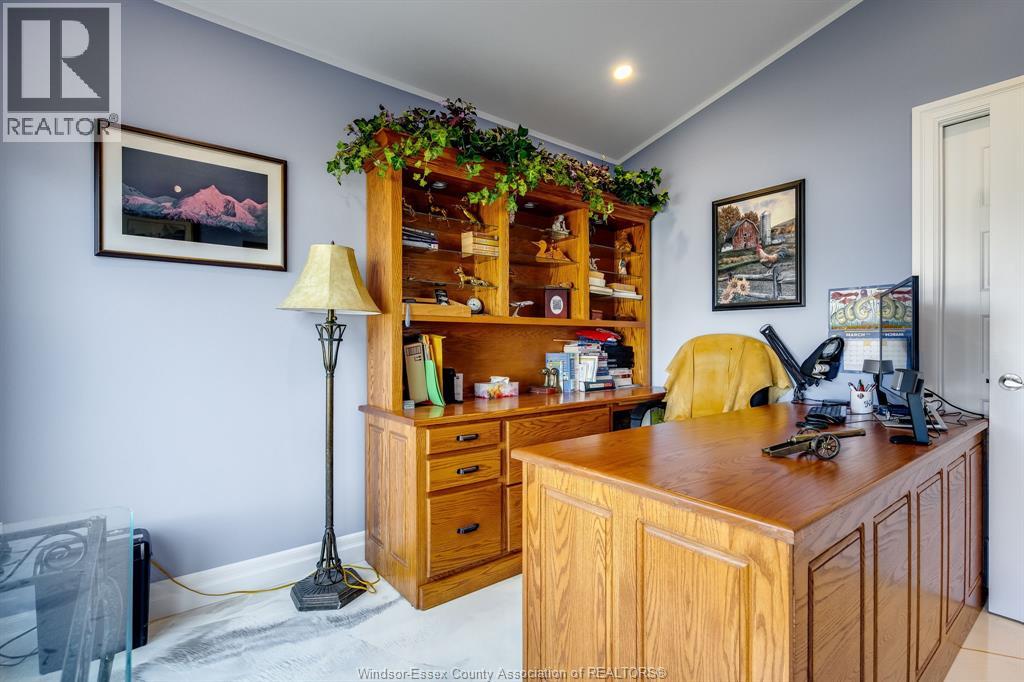 952 Hiawatha Beach - 27