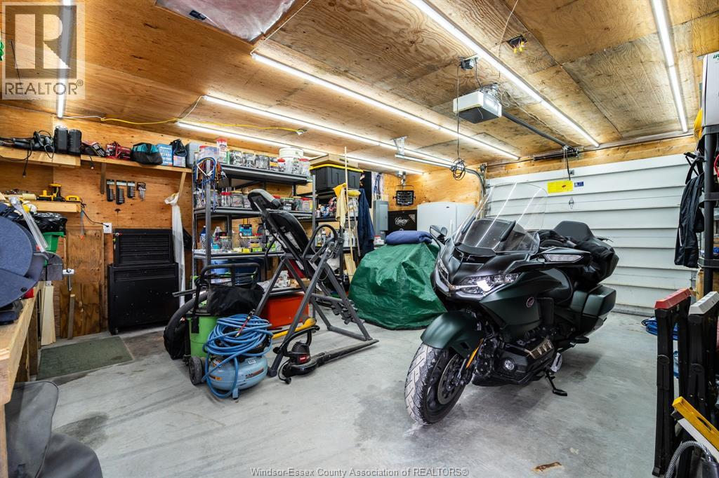 952 Hiawatha Beach - 33