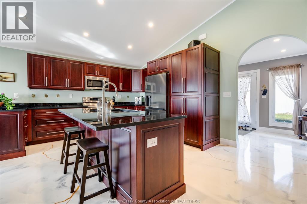 952 Hiawatha Beach - 6