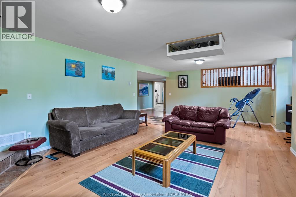 8341 MIDDLESIDE ROAD - 20