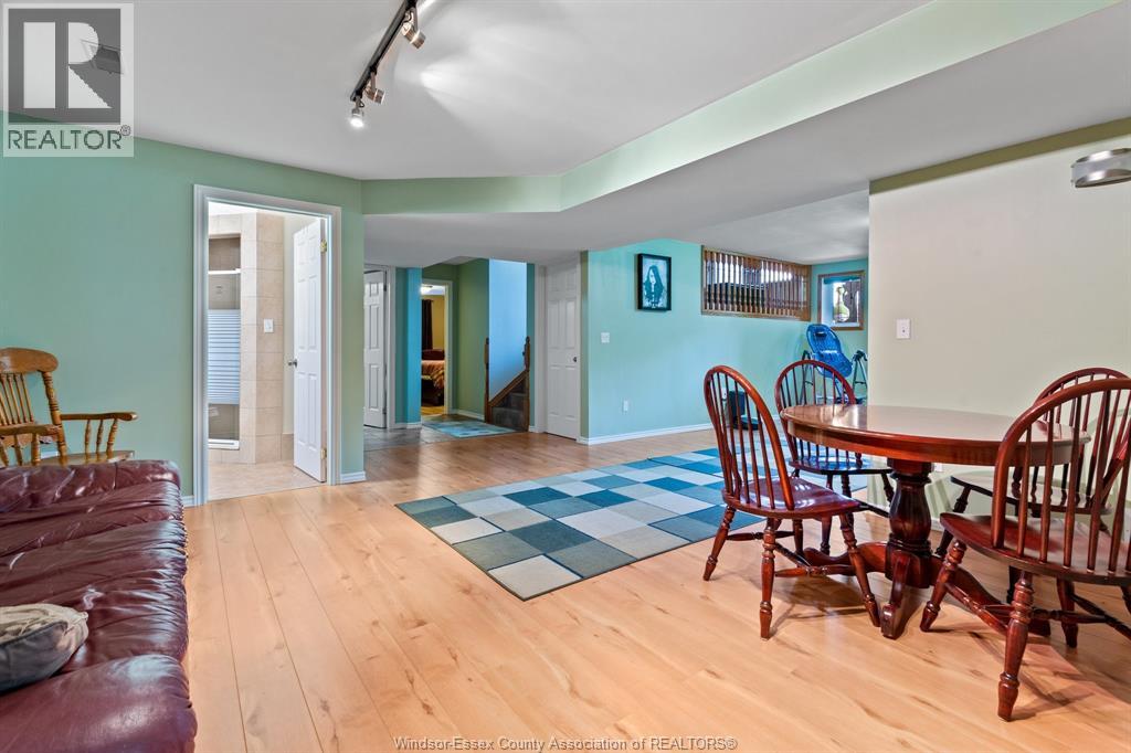 8341 MIDDLESIDE ROAD - 23