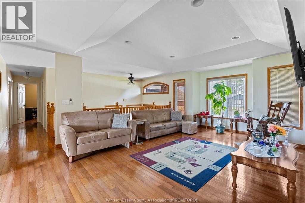 8341 MIDDLESIDE ROAD - 5