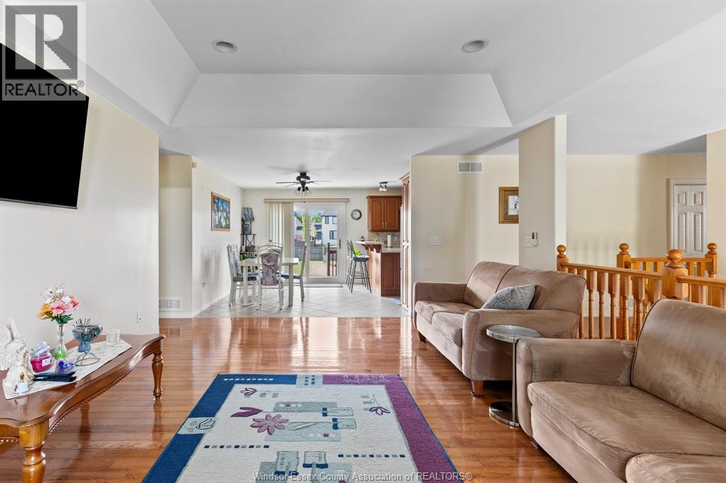 8341 MIDDLESIDE ROAD - 6