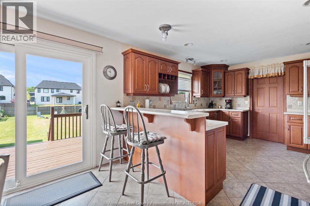 8341 MIDDLESIDE ROAD - 8