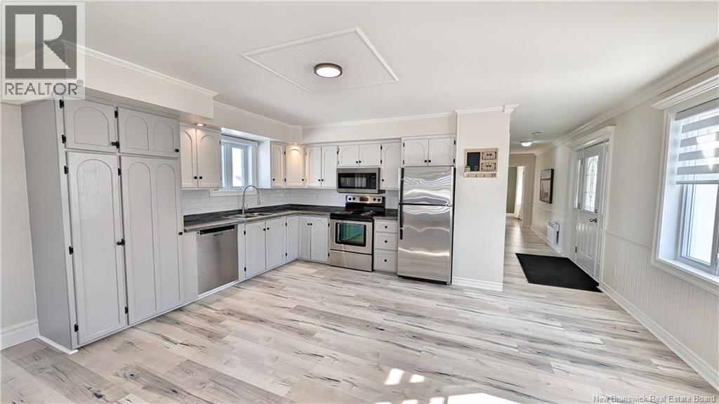7756 Rue Saint-Paul - Image 4