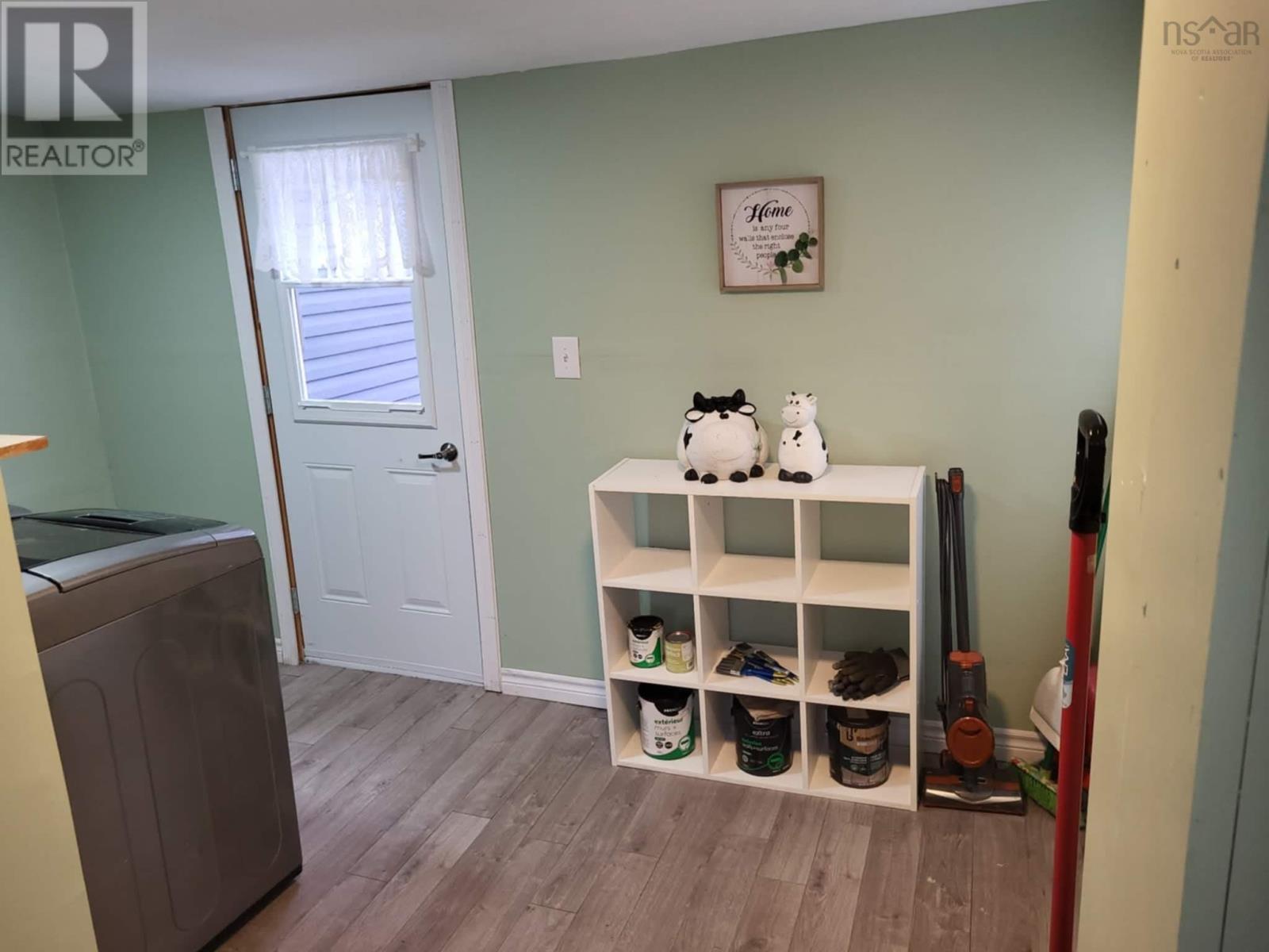 7 Foundry Street - 7