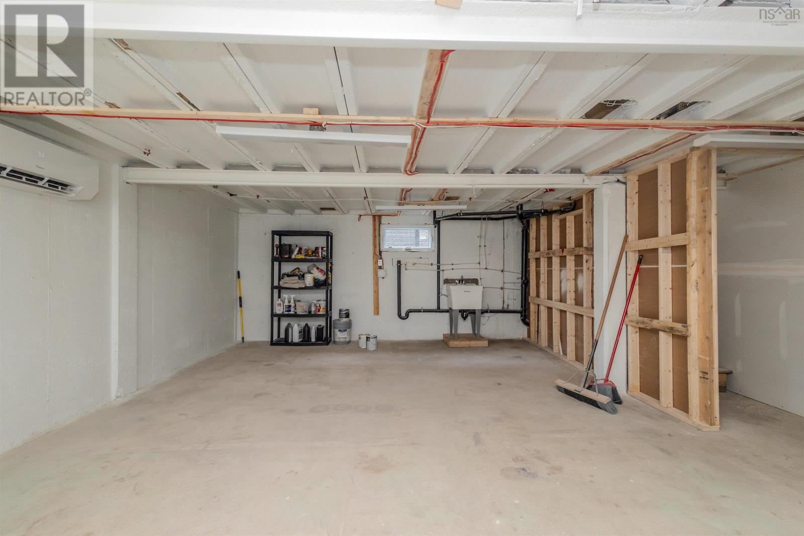 19 louisa Street - 24