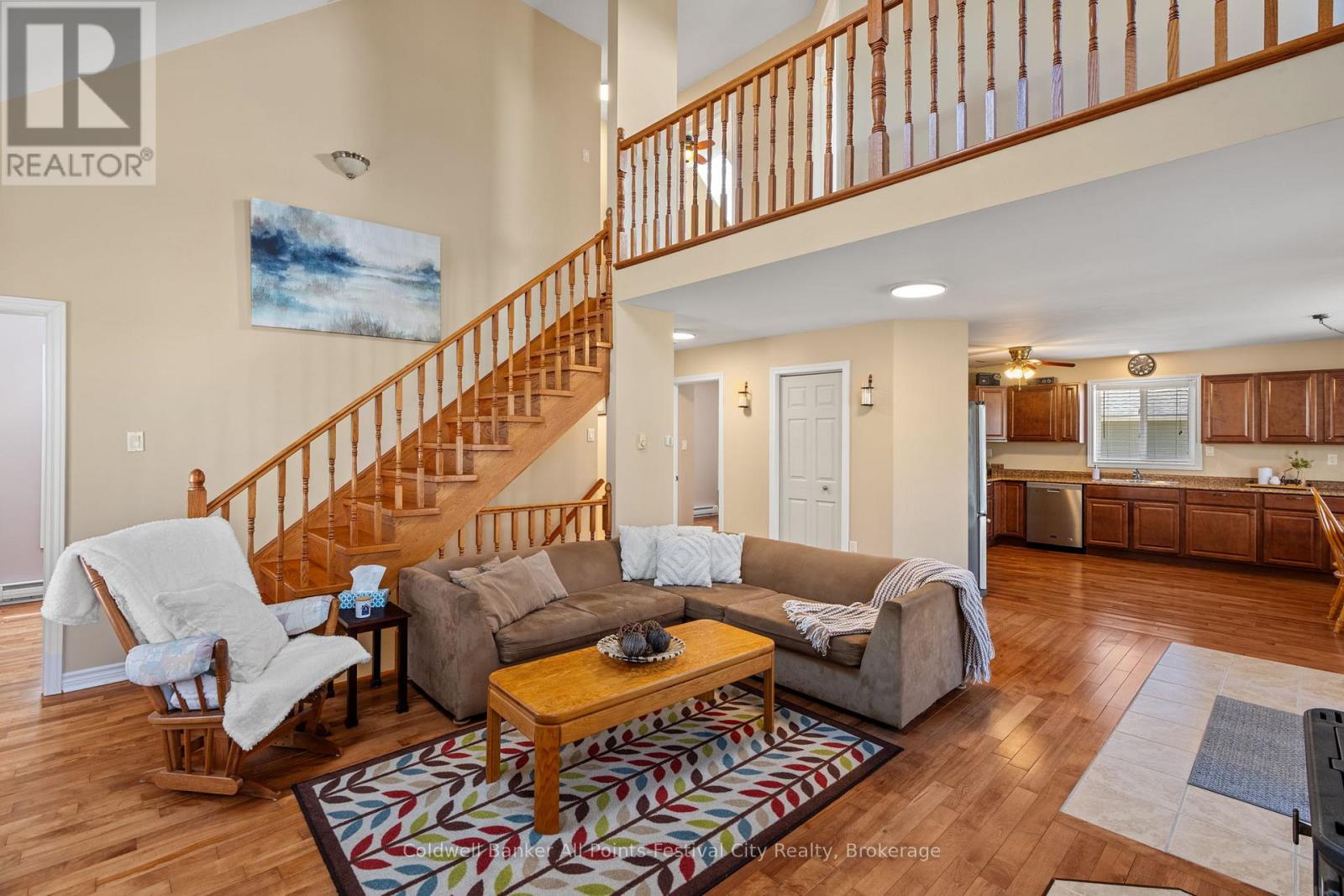 207 BIRCH CRESCENT - 11