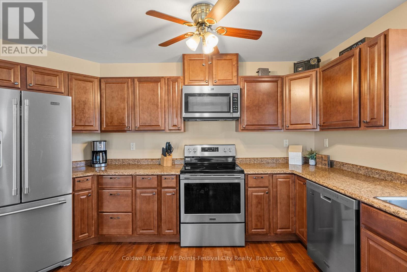 207 BIRCH CRESCENT - 15