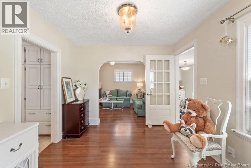 1205 Amirault Street - 11