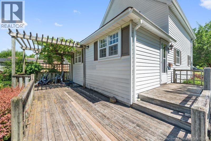 1205 Amirault Street - 23