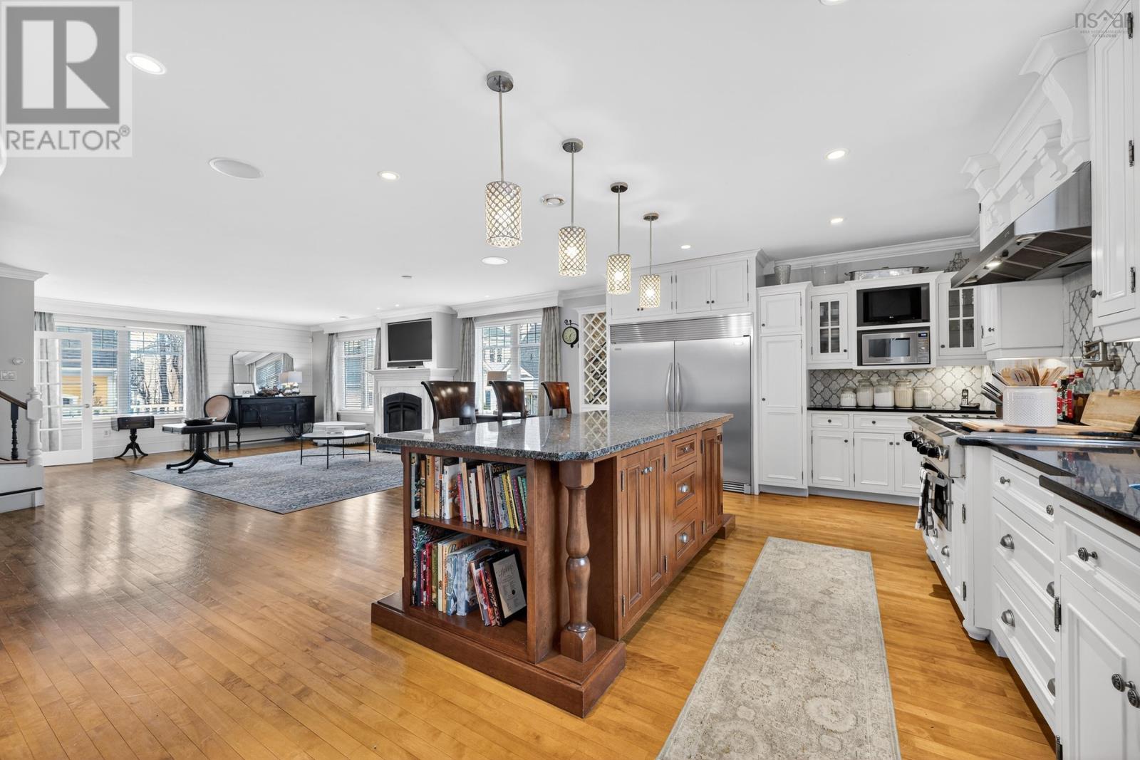 15 Whitney Avenue - 14