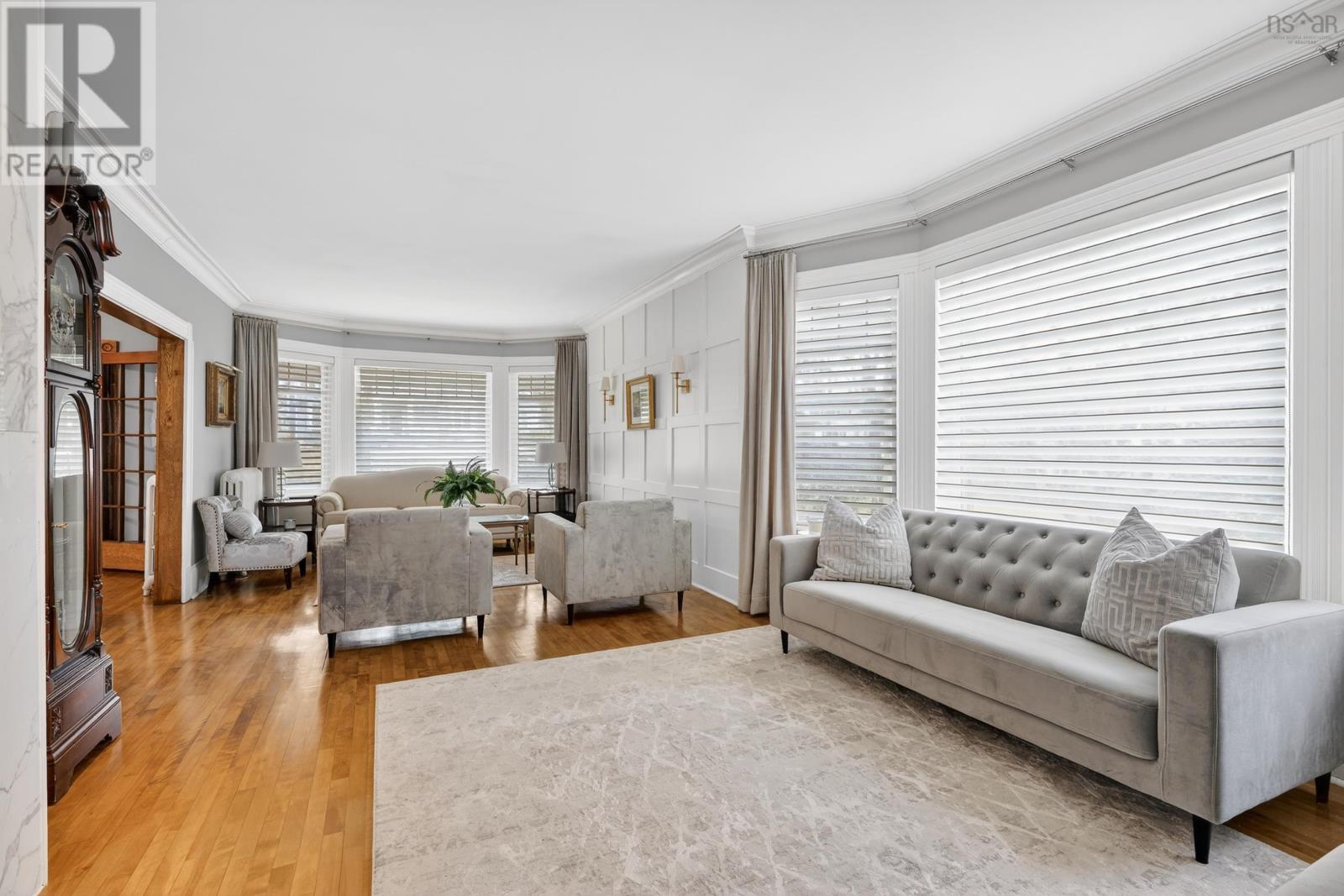15 Whitney Avenue - 24