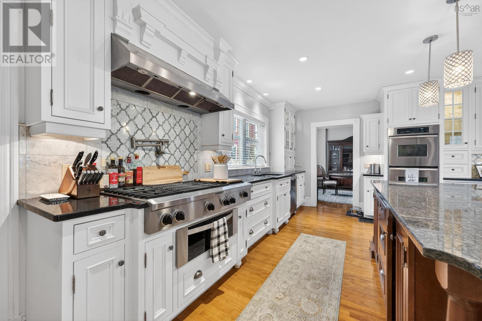15 Whitney Avenue - 17