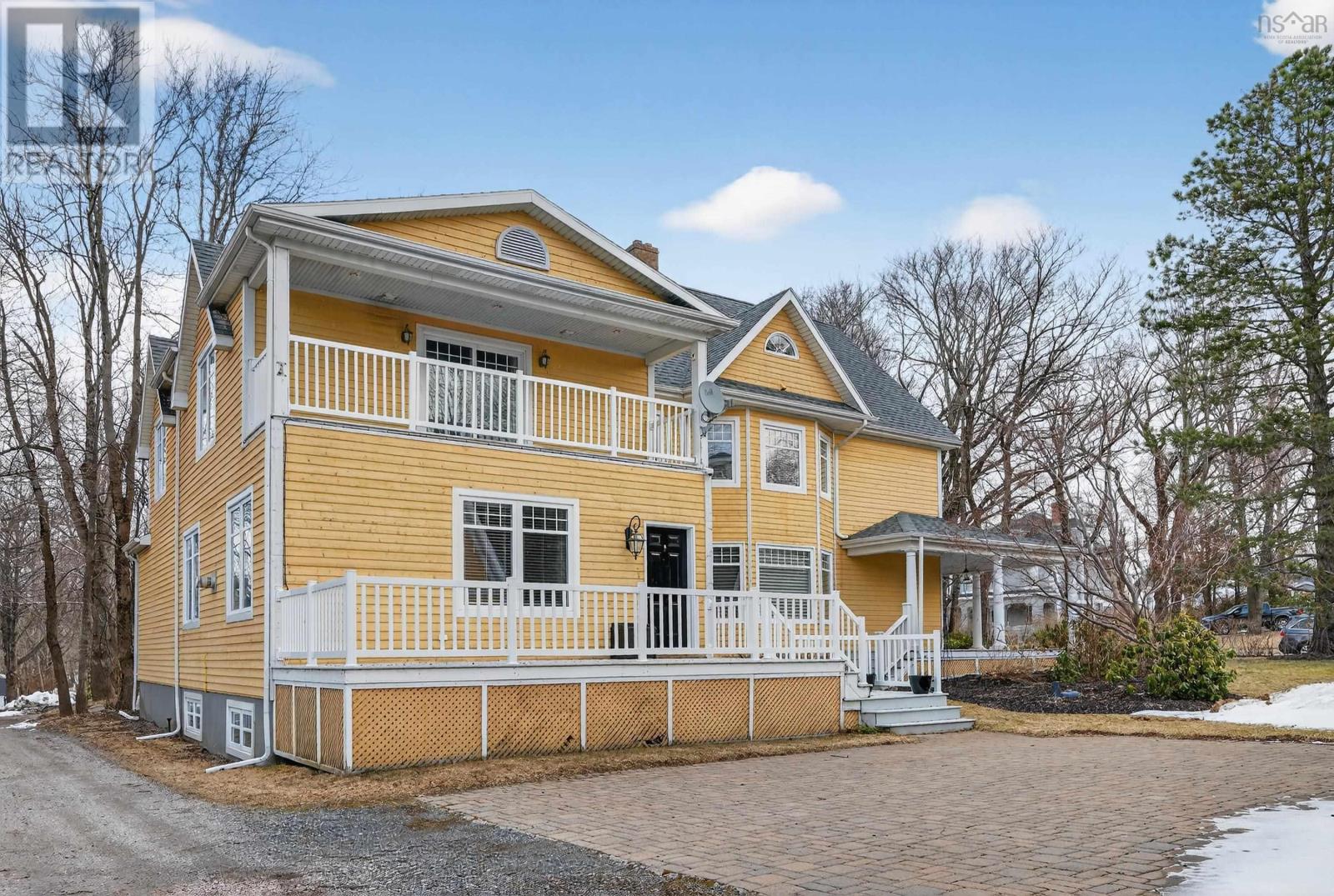 15 Whitney Avenue - 2