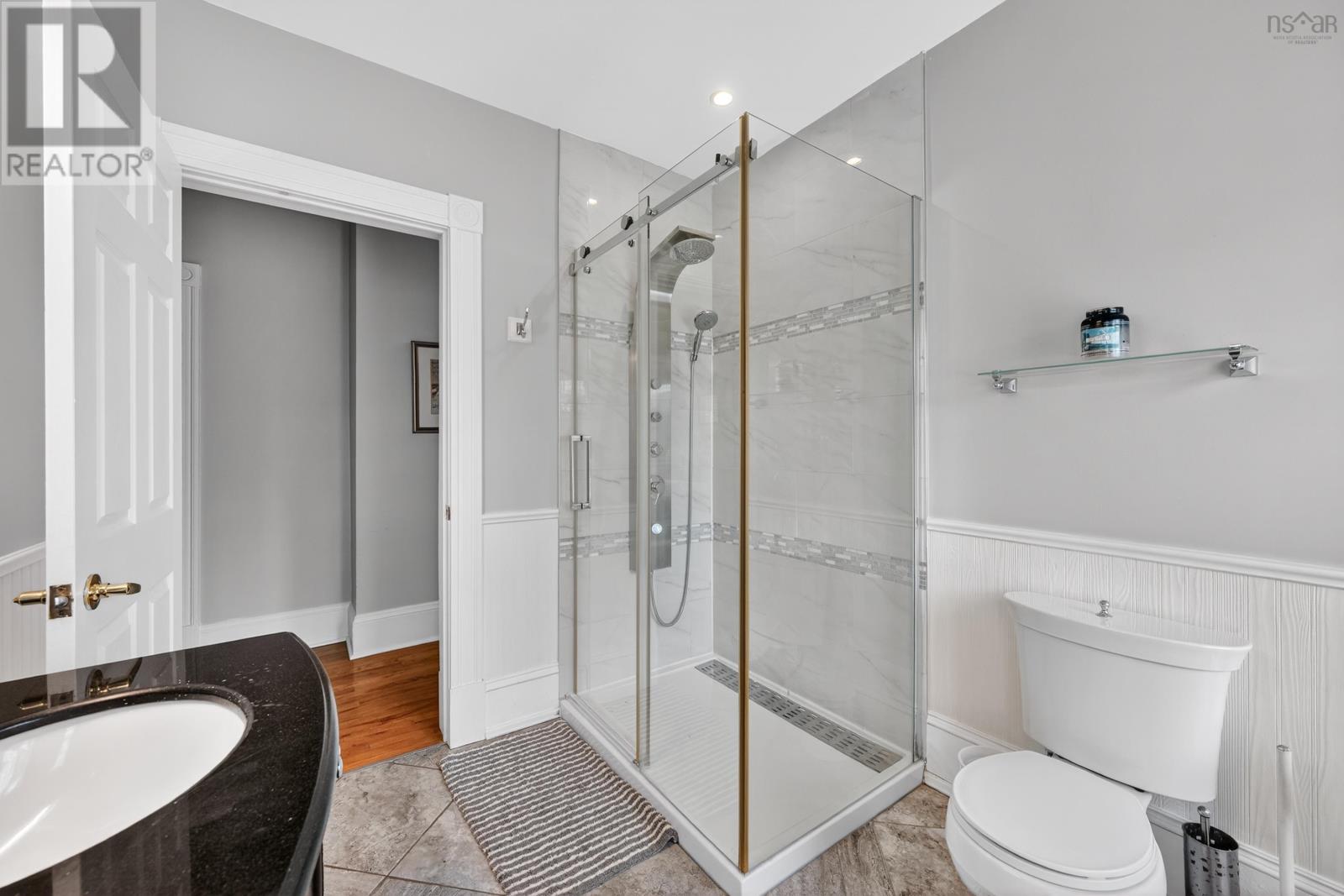 15 Whitney Avenue - 34