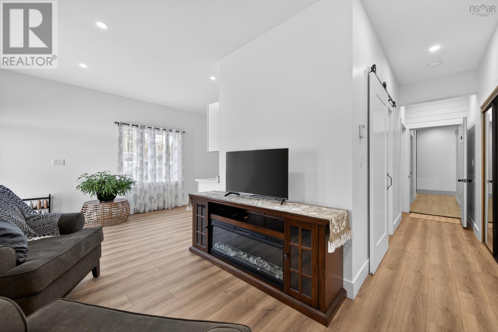 940 Hills Road - 21