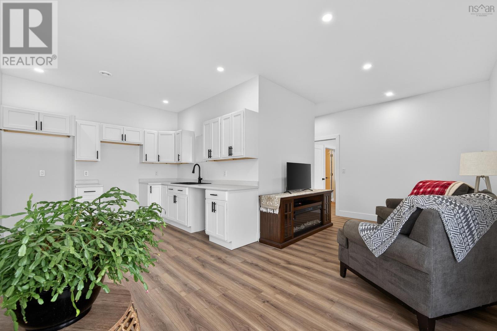940 Hills Road - 22