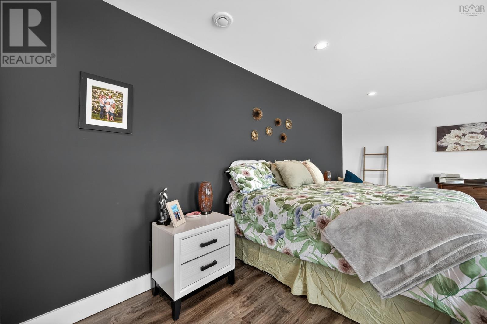 940 Hills Road - 45