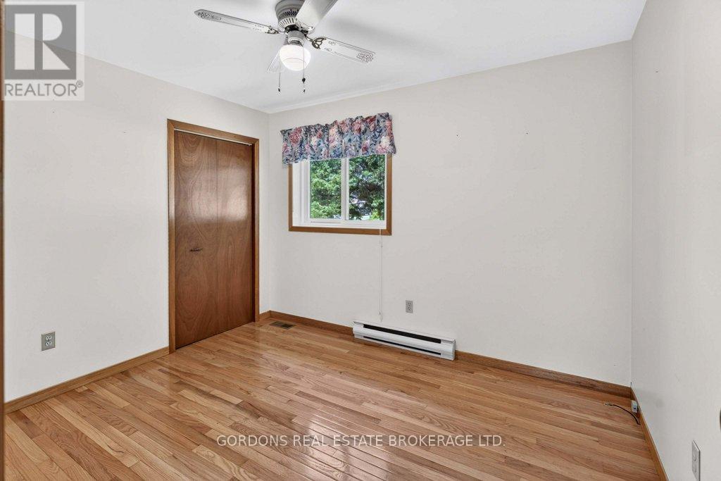 450 CHARLES STREET N - Image 28