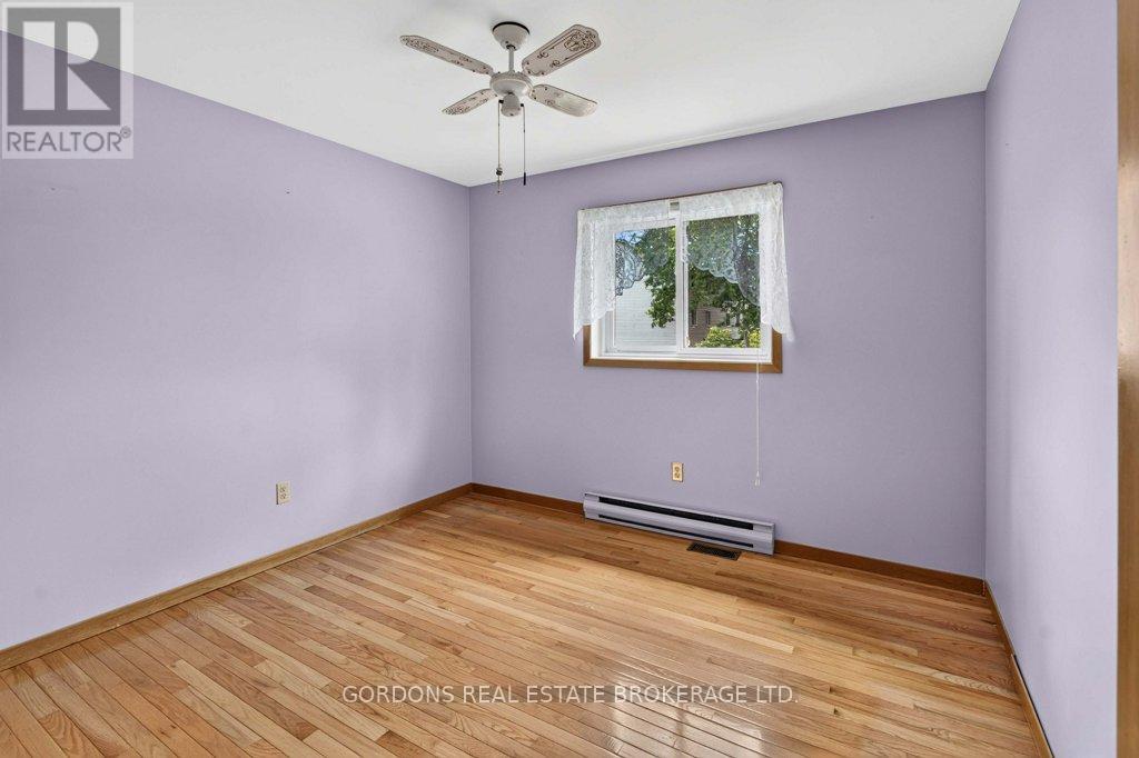 450 CHARLES STREET N - Image 31