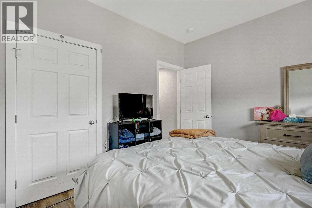 9505 113 Avenue — photo 24
