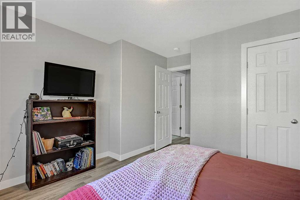 9505 113 Avenue — photo 9