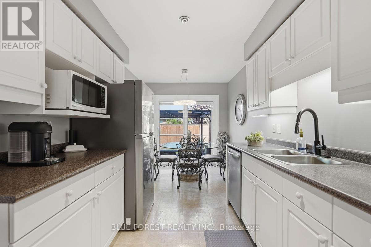 #17 1199 REARDON BOULEVARD - 11
