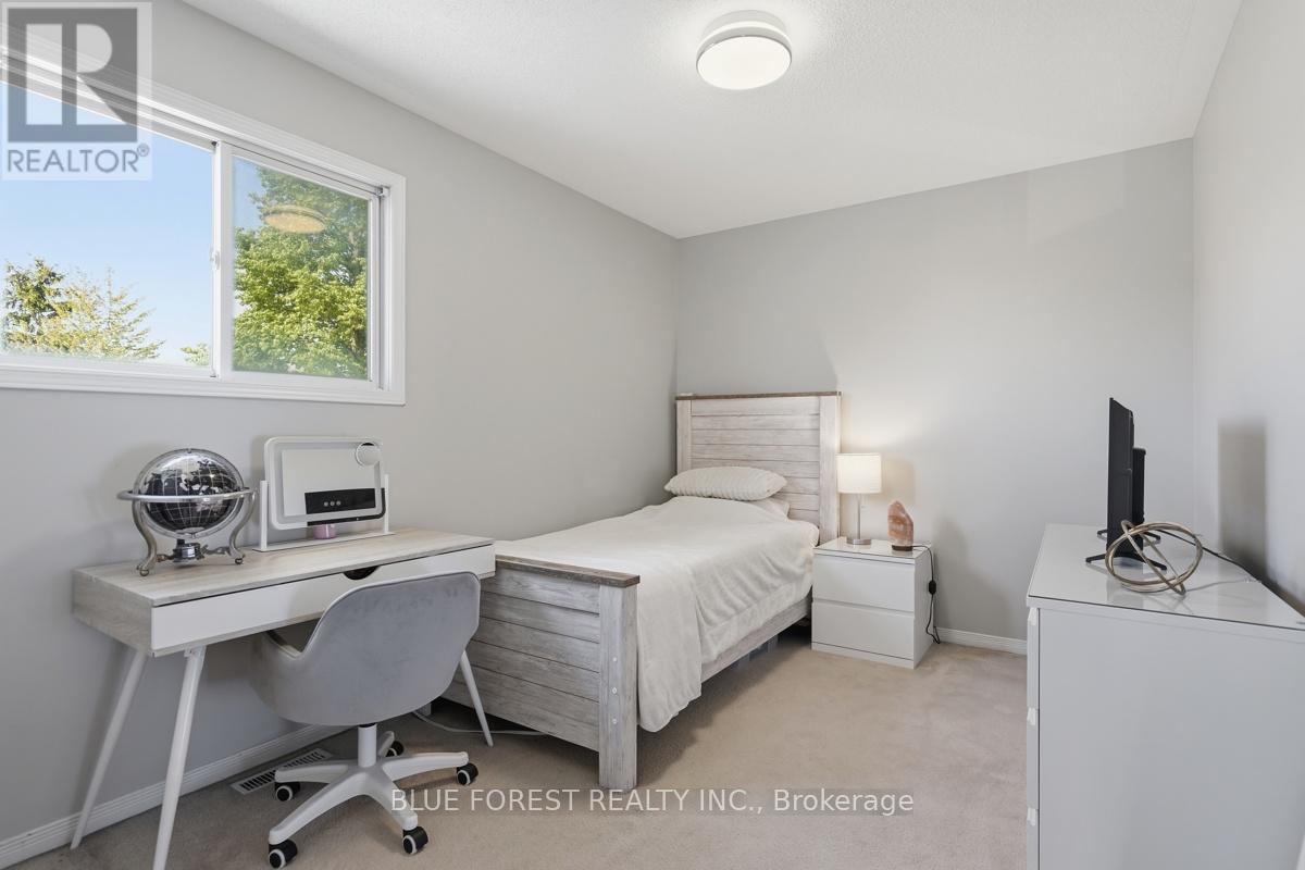 #17 1199 REARDON BOULEVARD - 20
